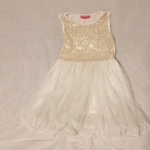 Dresses - Party dress 5T Dresses - Party dress 5T